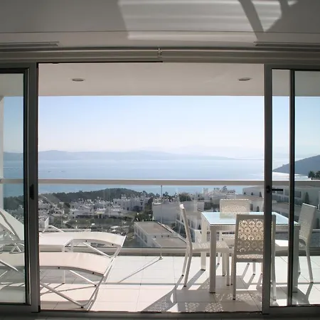 Horizon Sky Orange 4 Apartment *